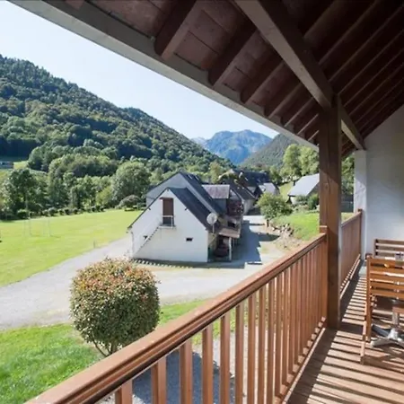 Des Oiseaux Апартаменты Баньер-де-Бигор