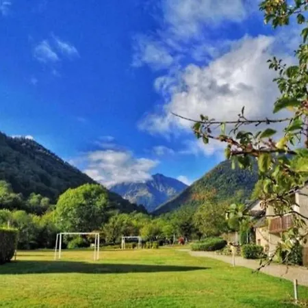 Des Oiseaux Баньер-де-Бигор